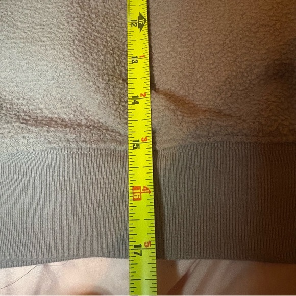 PINK REVERSE FLEECE CROPPED POLO SWEATSHIRT - Picture 7 of 7